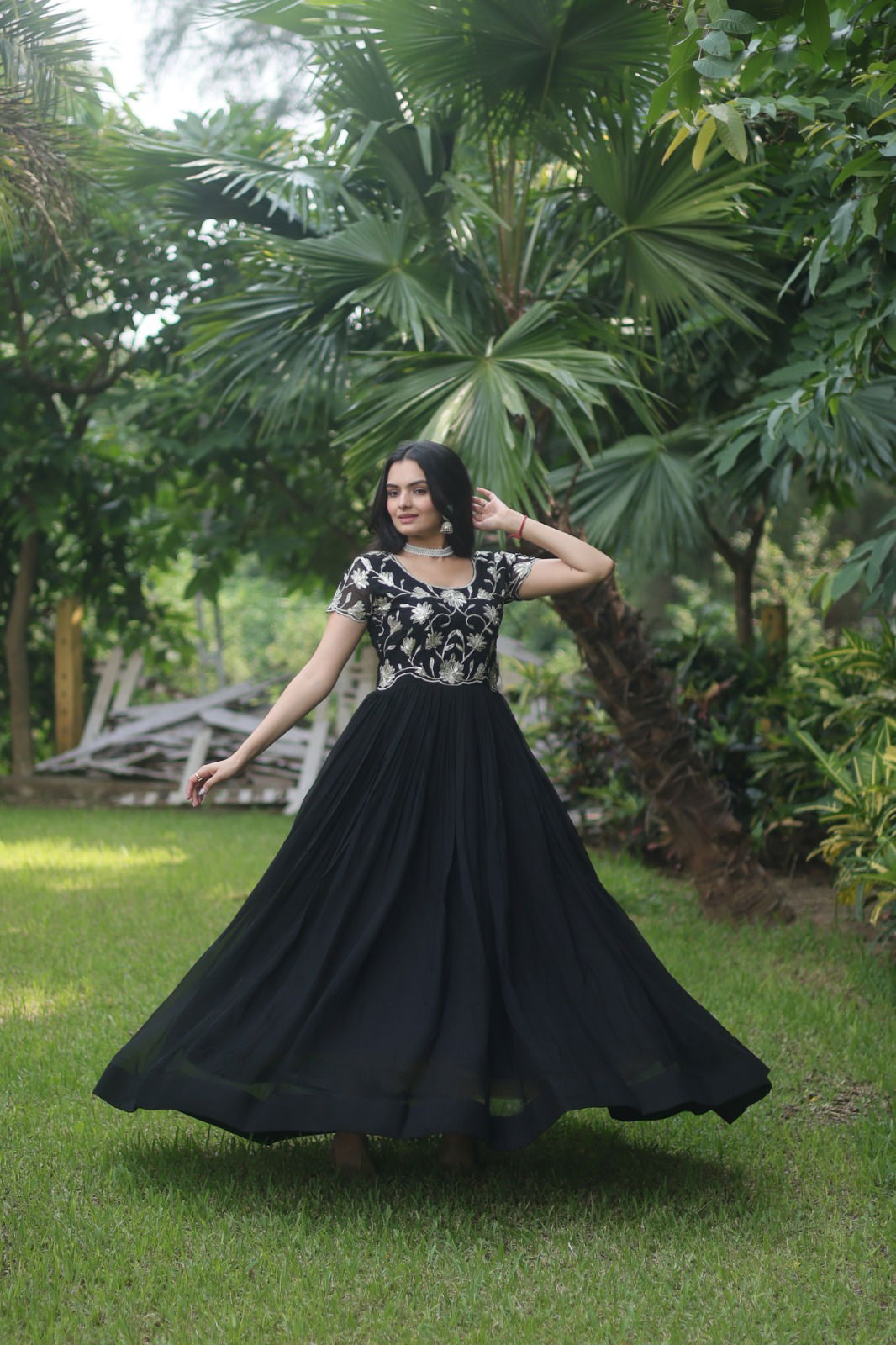 KA 1065 Faux Blooming Wedding Wear Gown Catalog